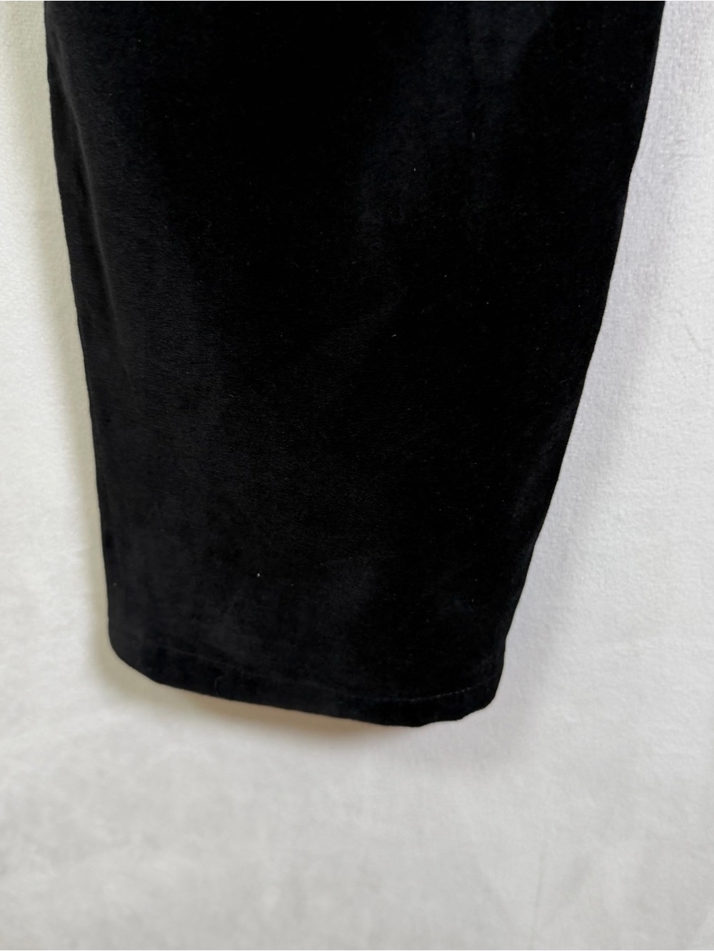 Cabi Women’s Black Velvet Tuxedo Pant Suit Set Size L Jacket & 14 Pants - Picture 16 of 16